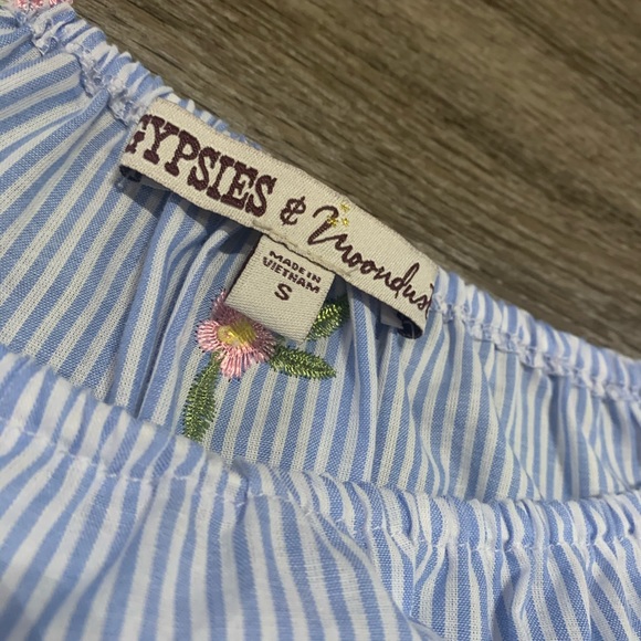 Off the shoulder size S Gypsies & Moondust Top - Picture 5 of 6